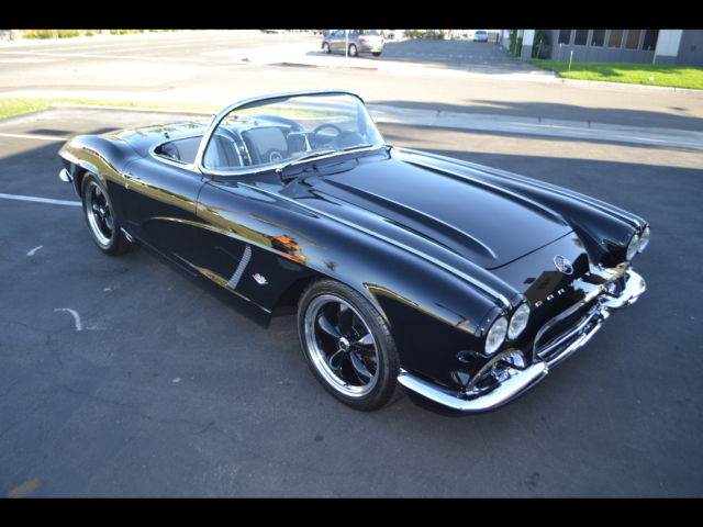 62 Resto Mod Corvette, Built by Corvette Mike, Tuxedo Black, 2-Tone Interior 1962 Chevrolet Corvette