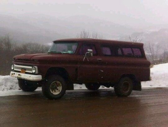 1962 Chevrolet Suburban - photo 3