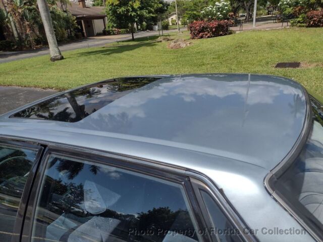 1990 Toyota Camry 4dr Sedan LE Clean Carfax Florida Car - photo 11