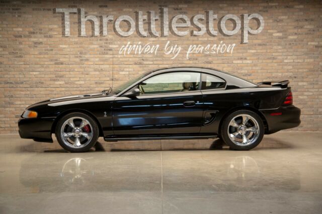 1994 Ford Mustang SVT Cobra - photo 2