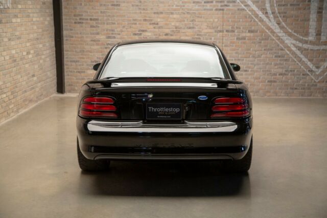 1994 Ford Mustang SVT Cobra - photo 4