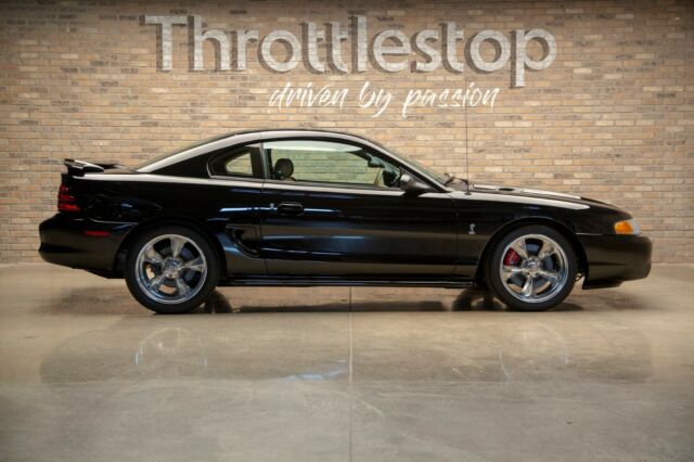 1994 Ford Mustang SVT Cobra - photo 5
