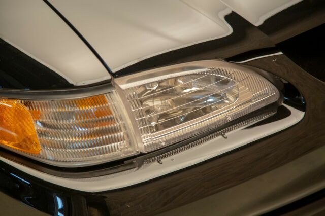 1994 Ford Mustang SVT Cobra - photo 9