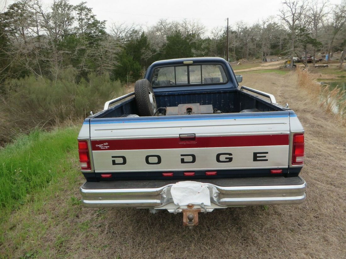 1993 Dodge Ram 3500 - photo 4