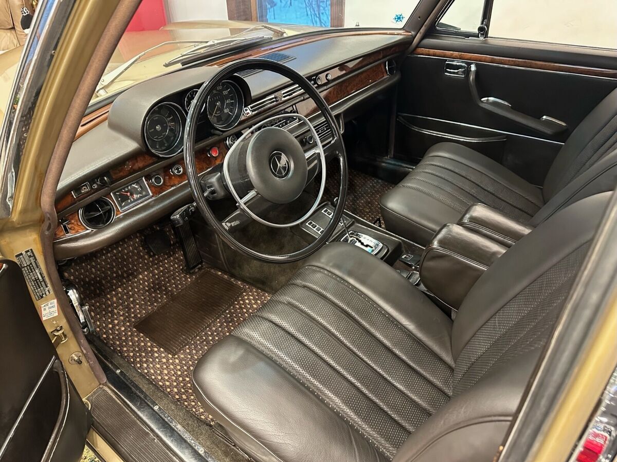 1969 Mercedes-Benz 300-Series - photo 4