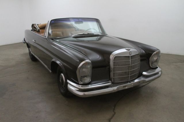1963 Mercedes-Benz 220SEB Cabriolet - photo 4