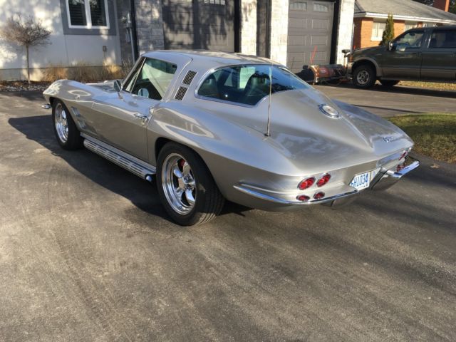 1964 Chevrolet Corvette Stingray Resto Mod LS3 - photo 4