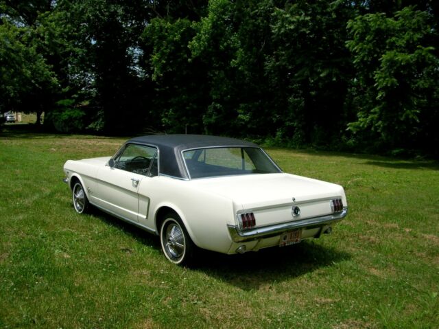 1964 Ford Mustang - photo 2