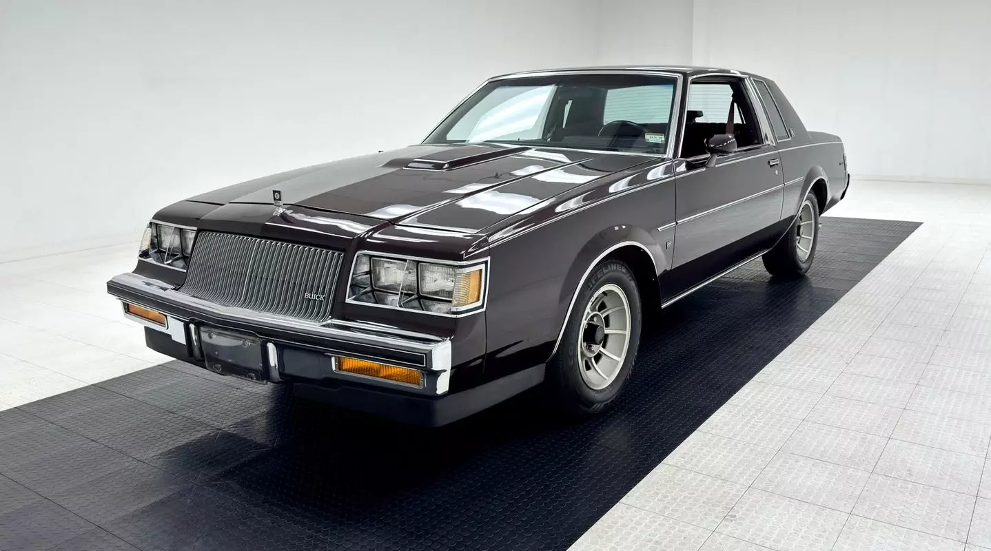 64,050 Miles/NM 3.8L Turbo V6/NM 200R4 Auto/10 Bolt 3.42 Posi/Rarer Than A GN 1987 Buick Regal Turbo T Hardtop