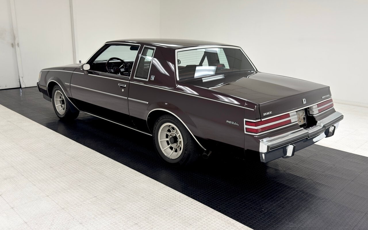 1987 Buick Regal Turbo T Hardtop - photo 3