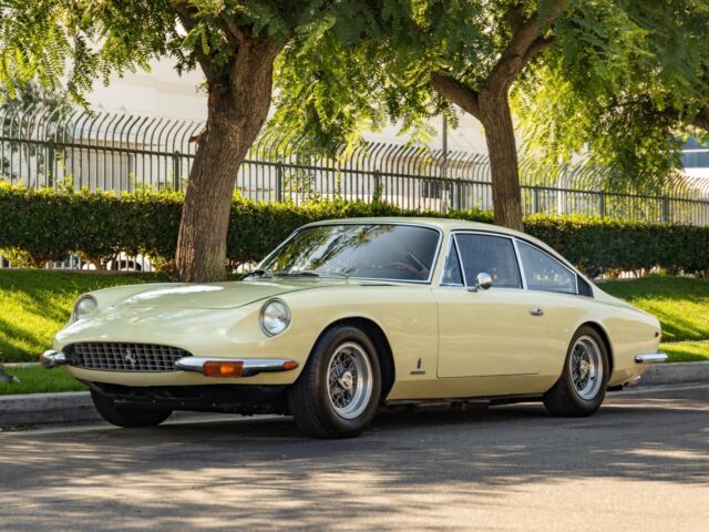 1970 Ferrari 365 GT 2+2 V12 5 spd Coupe - photo 9