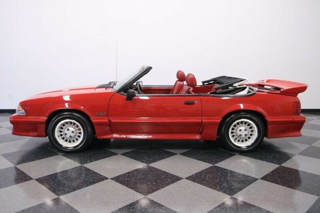 1988 Ford Mustang GT Convertible - photo 8