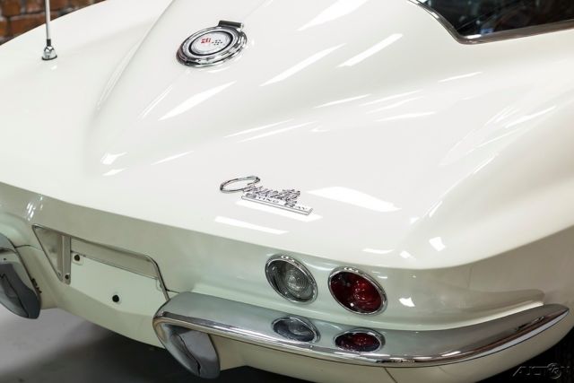 1965 Chevrolet Corvette 327/300 4-Speed Coupe - photo 13