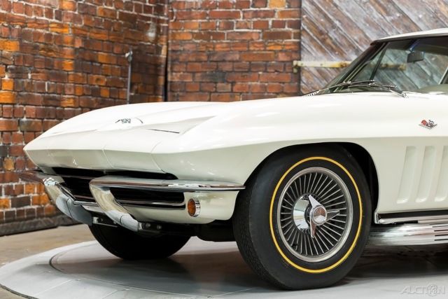 1965 Chevrolet Corvette 327/300 4-Speed Coupe - photo 2
