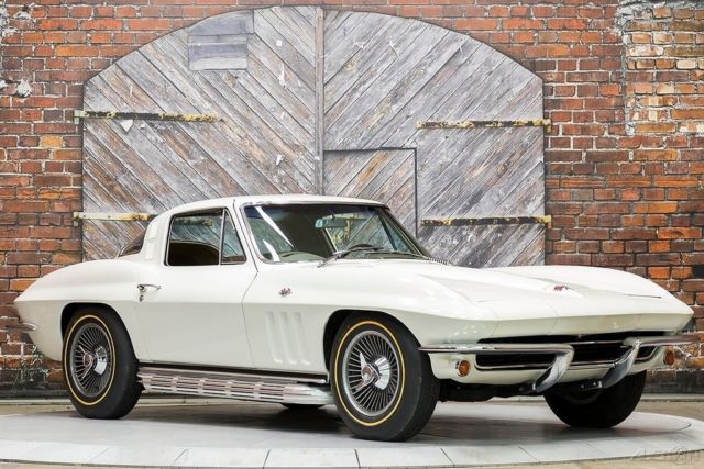 1965 Chevrolet Corvette 327/300 4-Speed Coupe - photo 8