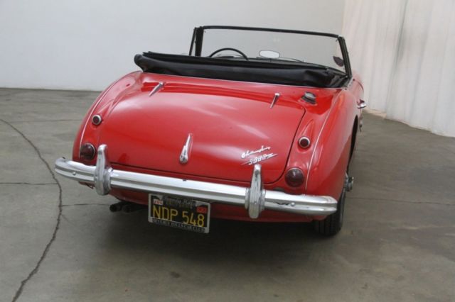 1965 Austin-Healey BJ8 - photo 11