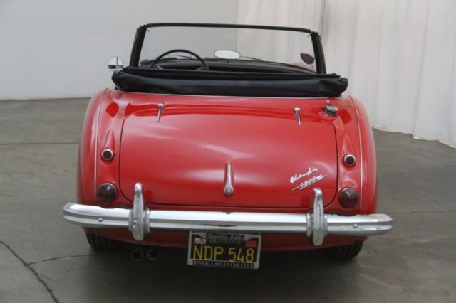 1965 Austin-Healey BJ8 - photo 12