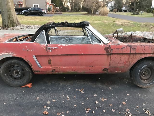 1965 Ford Mustang Convertible A code 289 4bbl 4 Speed Pony Interior - photo 3