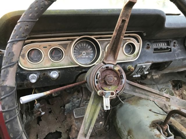 1965 Ford Mustang Convertible A code 289 4bbl 4 Speed Pony Interior - photo 6