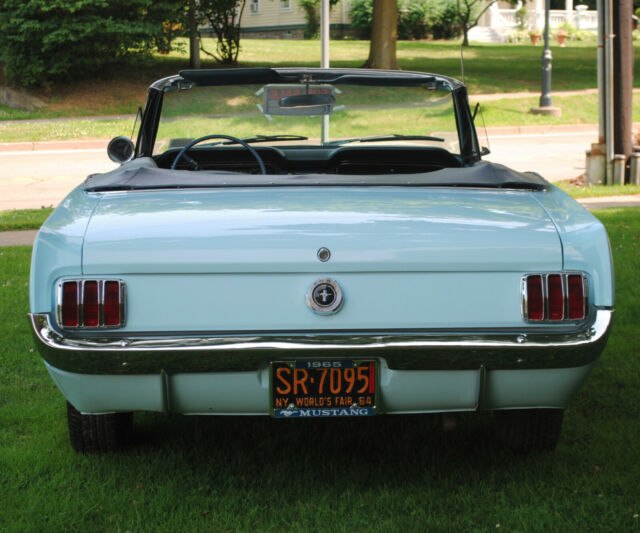 1965 Ford Mustang Convertible - photo 4