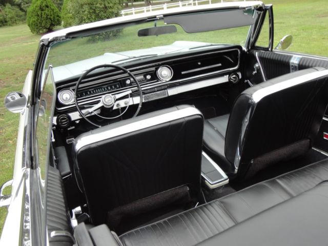 1965 Chevrolet Impala SS Convertible - photo 12