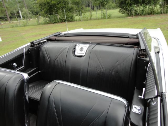 1965 Chevrolet Impala SS Convertible - photo 13