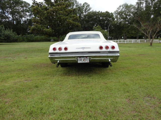 1965 Chevrolet Impala SS Convertible - photo 3