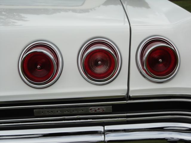 1965 Chevrolet Impala SS Convertible - photo 8