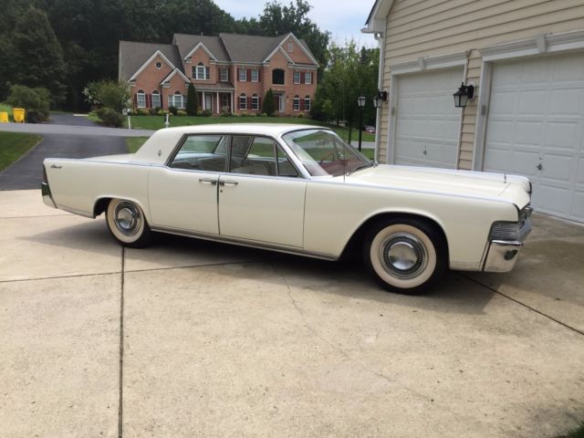1965 Lincoln Continental - photo 2