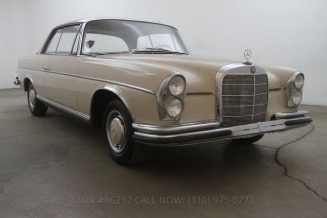 65 Mercedes 220SE Coupe 4 Speed Behr AC Factor Sunroof Restoration Candidate 1965 Mercedes-Benz 220SE Sunroof Coupe