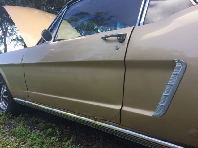 1965 Ford Mustang coupe - photo 10