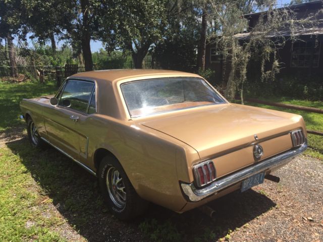 1965 Ford Mustang coupe - photo 3