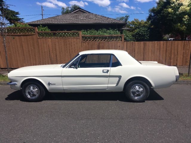 65 mustang coupe - perfect for daily driver or custom upgrade 1965 Ford Mustang Coupe