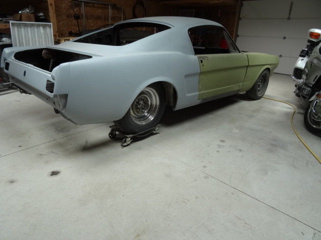 1965 Ford Mustang - photo 2