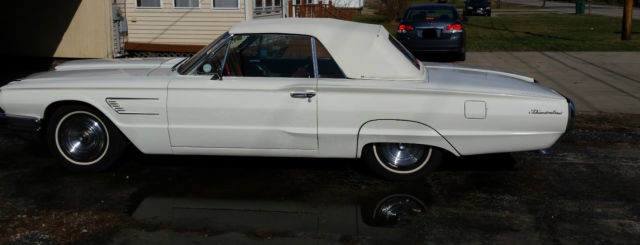 1965 Ford Thunderbird Convertible - photo 3