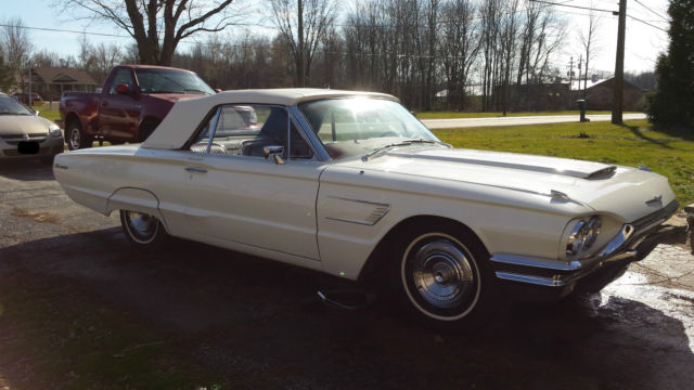 1965 Ford Thunderbird Convertible - photo 8