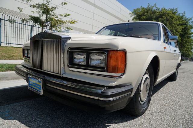 65300 Miles V8 AutomaticSedan 1990 Rolls-Royce Silver Spirit/Spur/Dawn --