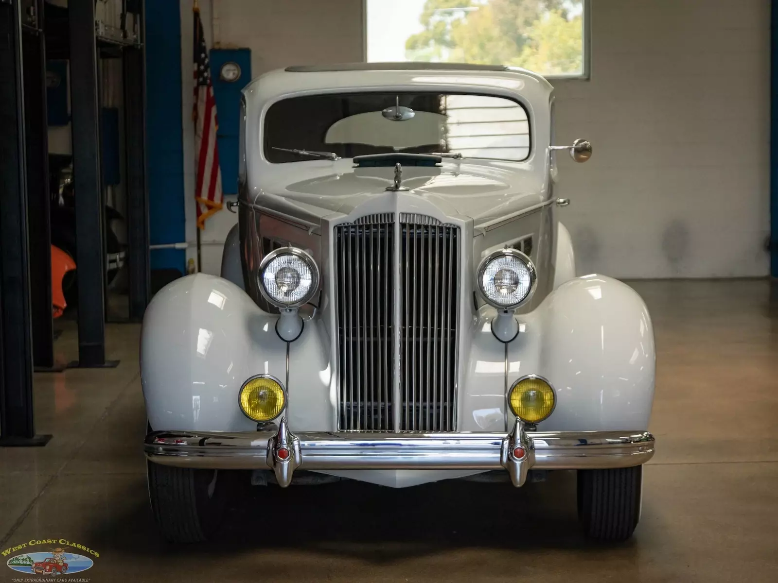 1937 Packard One Twenty 282 c.i. 8 cyl 2 Door Sedan - photo 13