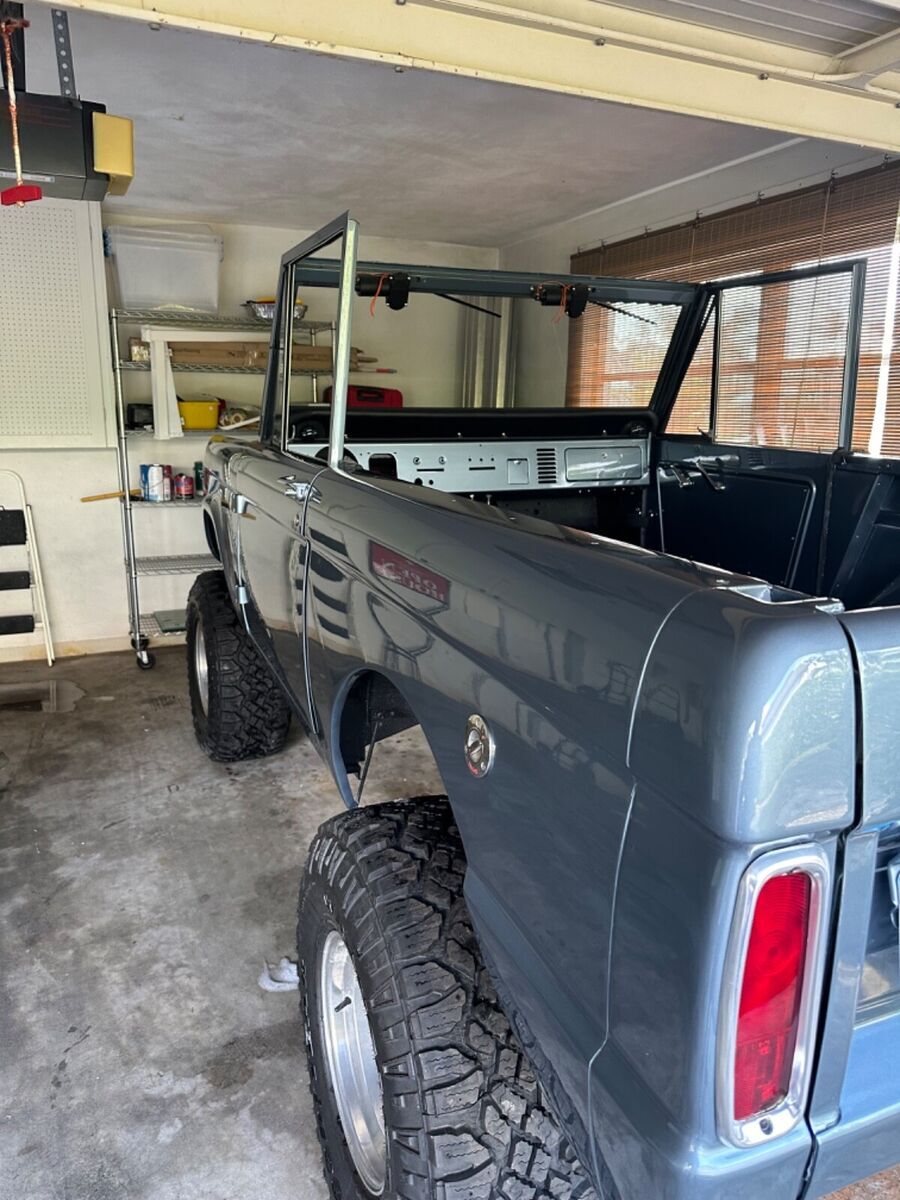 1966 Ford Bronco - photo 2