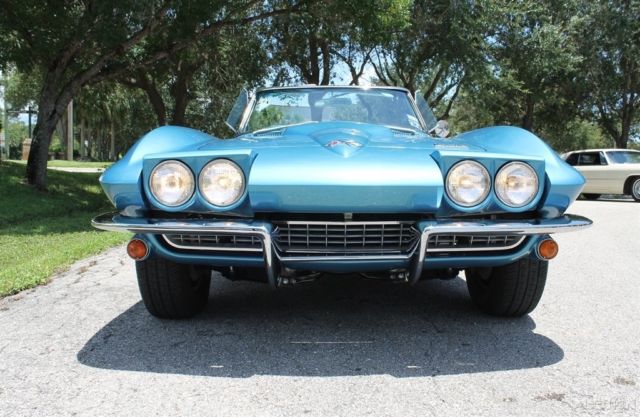 1966 Chevrolet Corvette Convertible Roadster Big Block C2 - photo 6