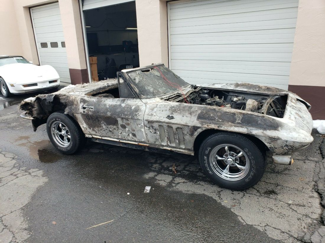 66 Corvette Convertible FIRE DAMAGED Runs/ Drives Solid Frame for Restoration 1966 Chevrolet Corvette