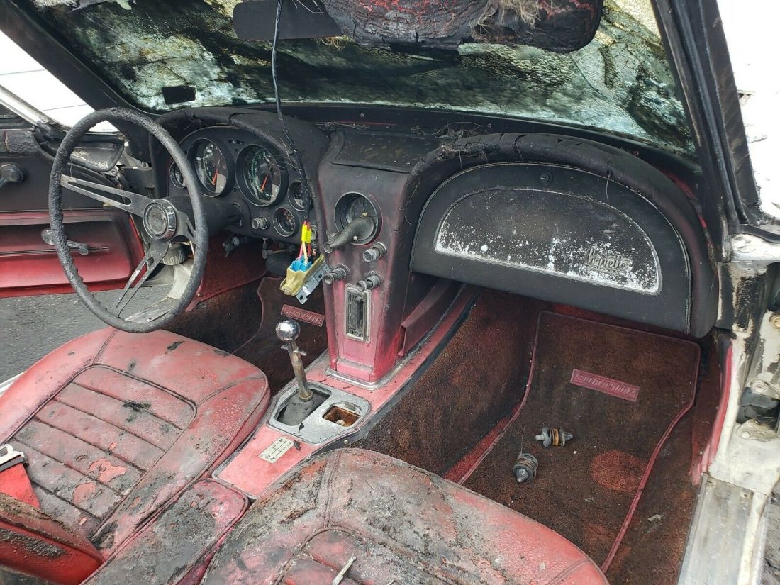 1966 Chevrolet Corvette - photo 12