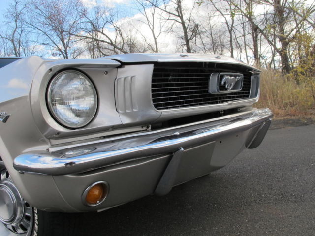 1966 Ford Mustang - photo 12