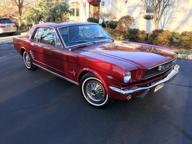 1966 Ford Mustang - photo 2