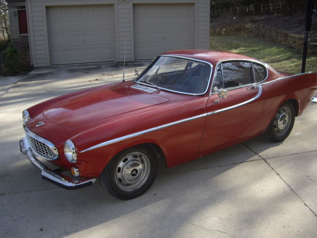 66 Volvo P1800S with 4spd Overdrive Driver 1966 Volvo P1800S P1800S