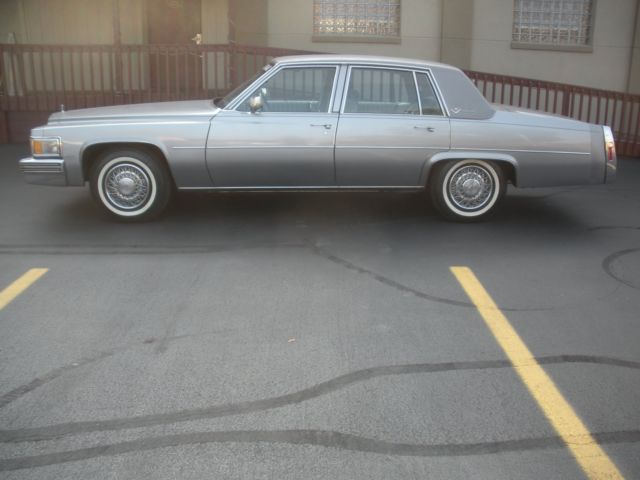 1979 Cadillac DeVille - photo 2
