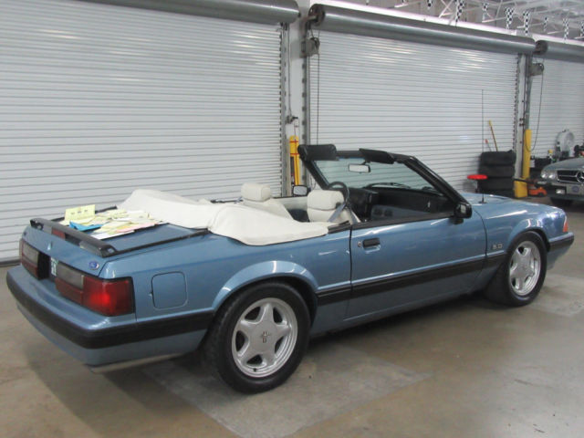 1990 Ford Mustang 2dr Convertible LX Sport 5.0L - photo 3