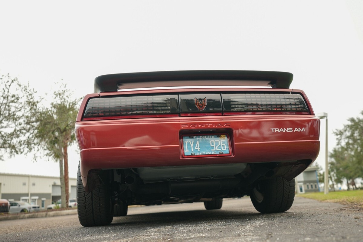 1986 Pontiac Trans Am - photo 10
