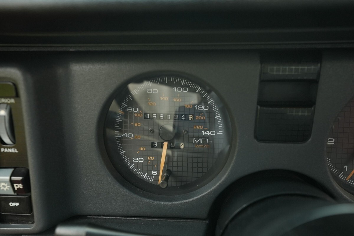 1986 Pontiac Trans Am - photo 8