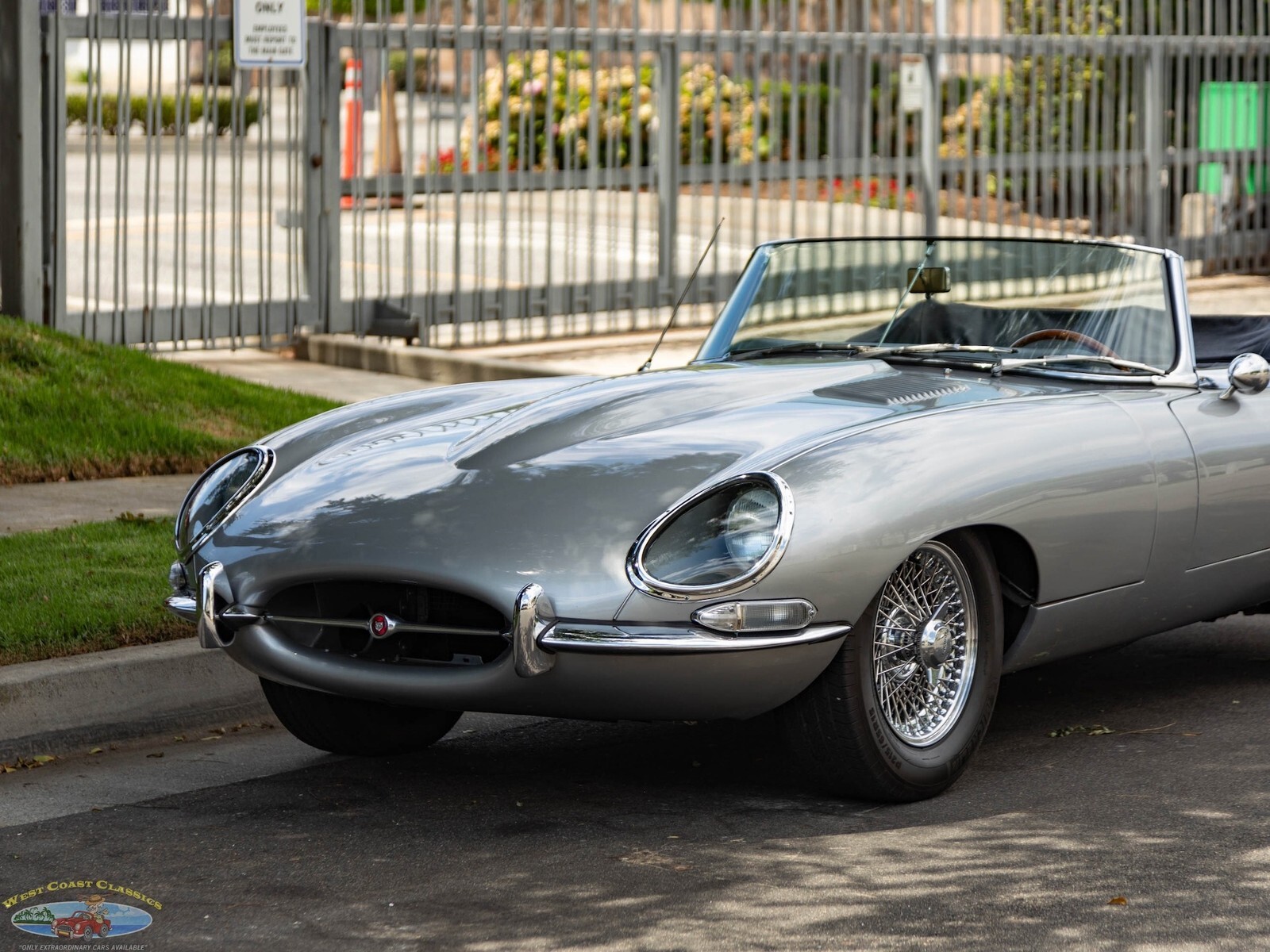 1965 Jaguar XKE E-Type 4.2L 5 spd Roadster Convertible - photo 10